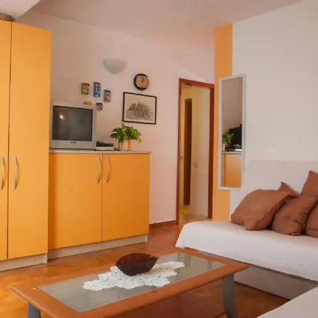 Apartment Sve *