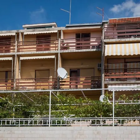 Apartment Sve *